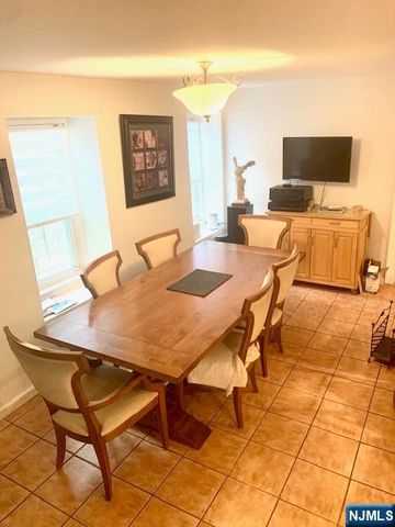 416 Washington Terrace, Leonia, NJ 07605