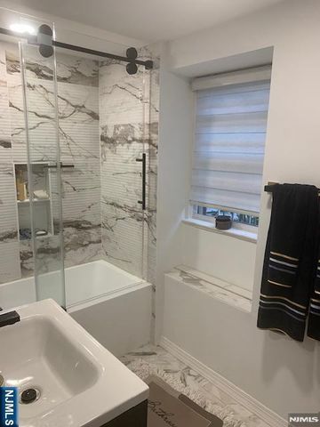416 Washington Terrace, Leonia, NJ 07605