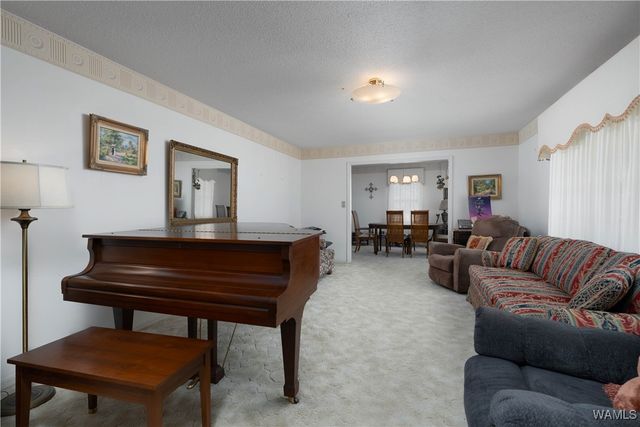 3801 Blackberry, Northport, AL 35473