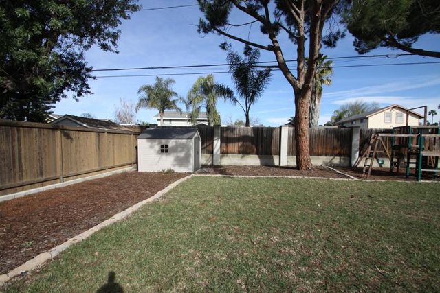 655 Avenida De Los Arboles, Thousand Oaks, CA 91360