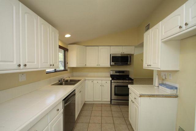 655 Avenida De Los Arboles, Thousand Oaks, CA 91360