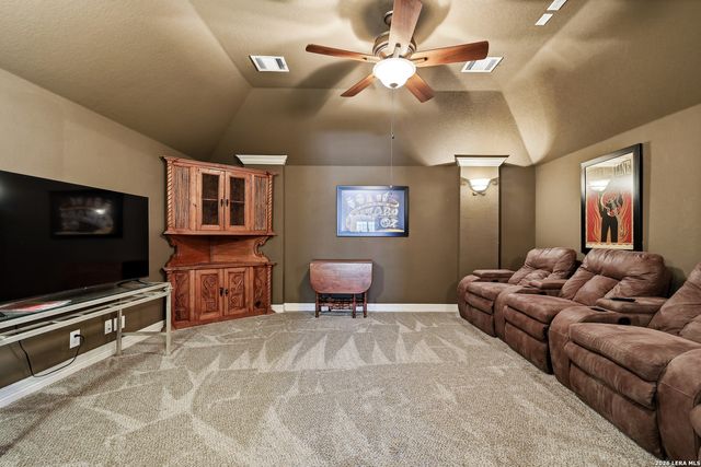 418 Blue Springs, San Antonio, TX 78260