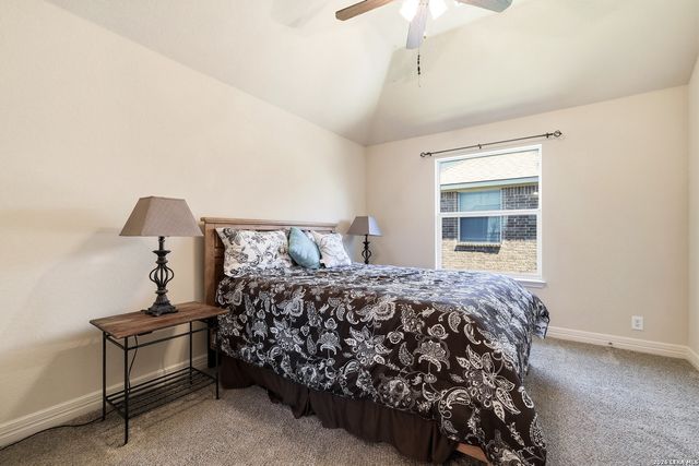 418 Blue Springs, San Antonio, TX 78260