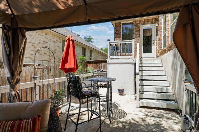 418 Blue Springs, San Antonio, TX 78260