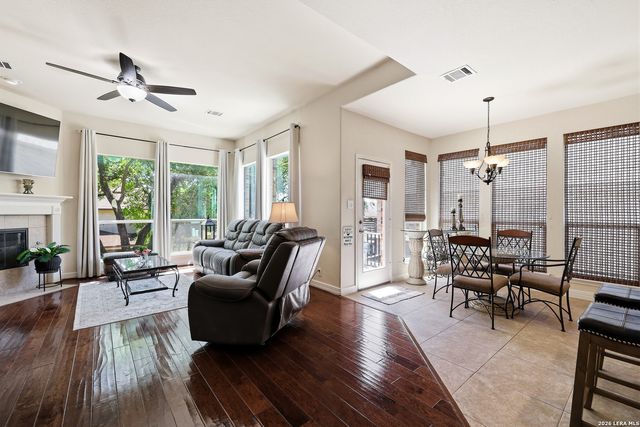 418 Blue Springs, San Antonio, TX 78260