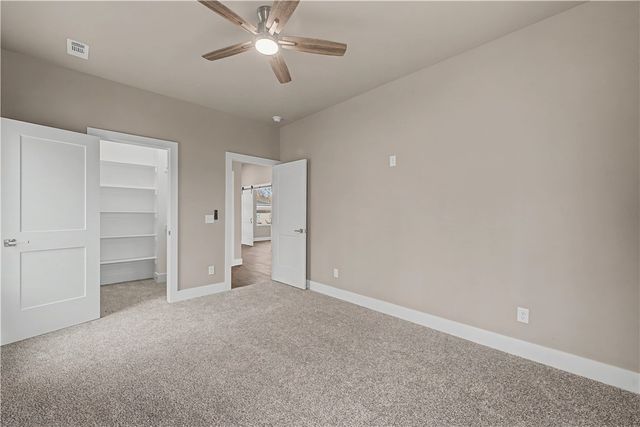 2 Celtic Lane, Bella Vista, AR 72714