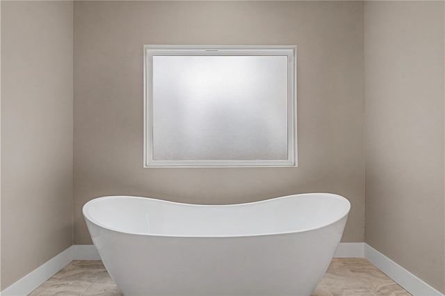 2 Celtic Lane, Bella Vista, AR 72714