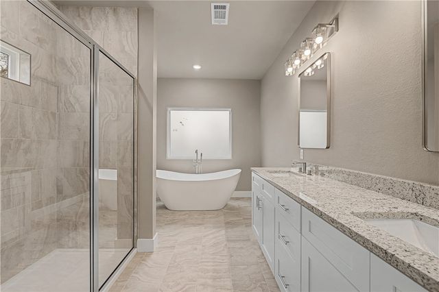 2 Celtic Lane, Bella Vista, AR 72714