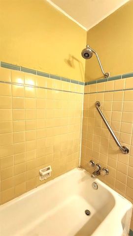 3717 Putnam Heights Boulevard, Oklahoma City, OK 73118