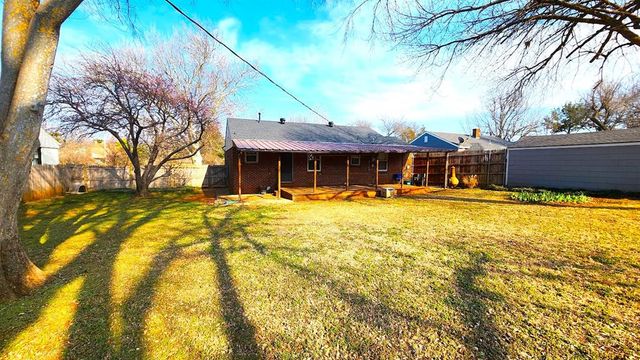 3717 Putnam Heights Boulevard, Oklahoma City, OK 73118