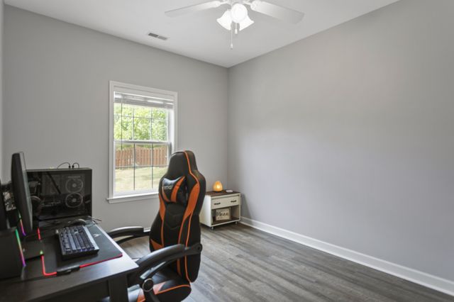 1024 Persimmon Dr, Spring Hill, TN 37174