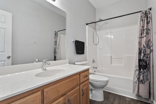 1024 Persimmon Dr, Spring Hill, TN 37174