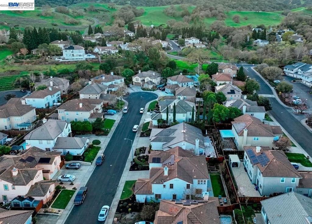 Image 4 of property listing at 177 Elisha Lane, San Ramon, CA 94582