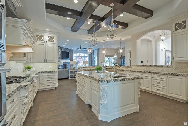 602 N QUAIL HOLLOW LN, Alpine, UT 84004