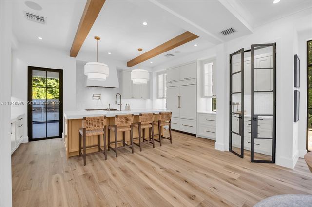 44 S Beach Rd, Hobe Sound, FL 33455