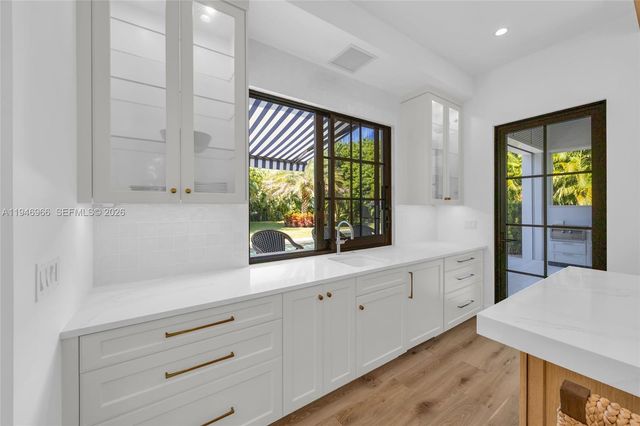 44 S Beach Rd, Hobe Sound, FL 33455