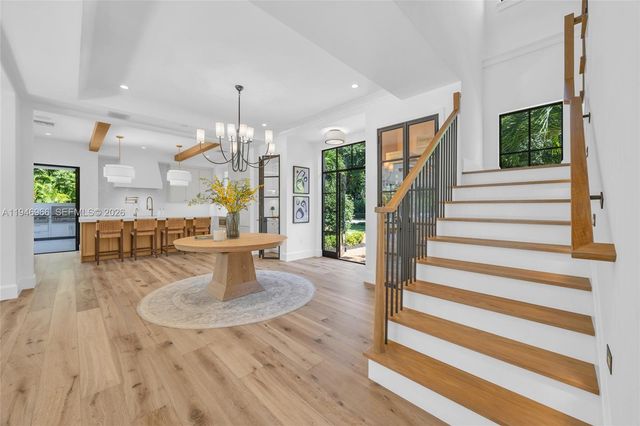 44 S Beach Rd, Hobe Sound, FL 33455