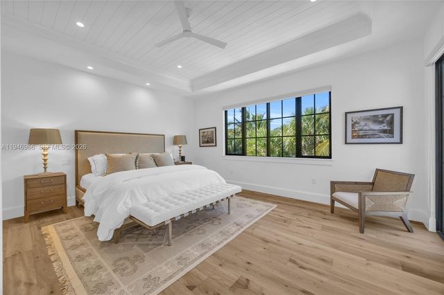 44 S Beach Rd, Hobe Sound, FL 33455