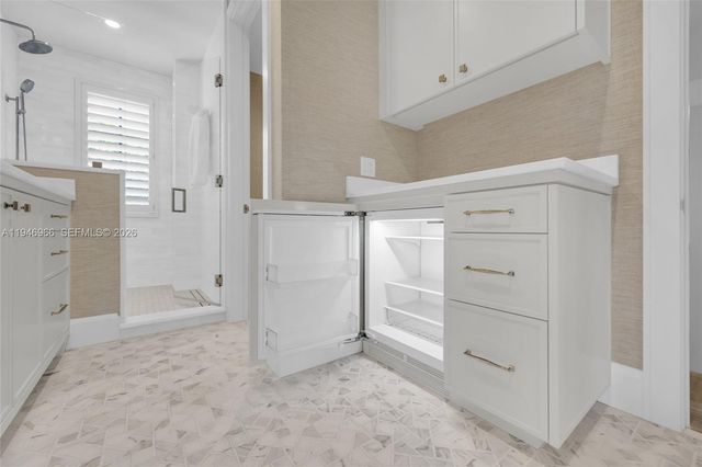 44 S Beach Rd, Hobe Sound, FL 33455