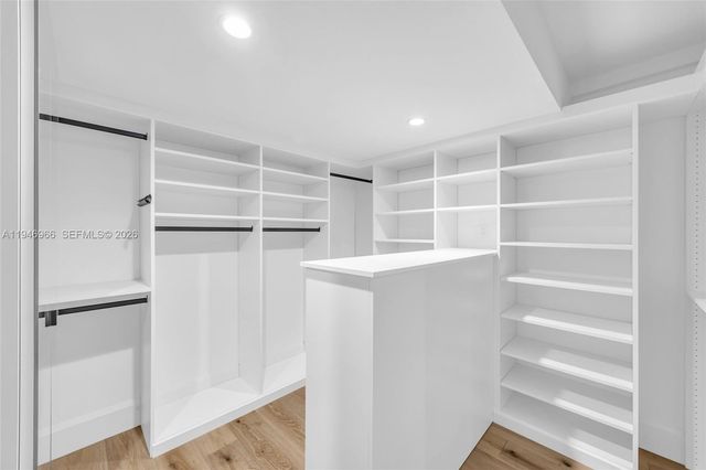 44 S Beach Rd, Hobe Sound, FL 33455