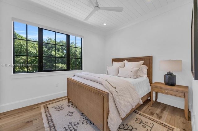 44 S Beach Rd, Hobe Sound, FL 33455