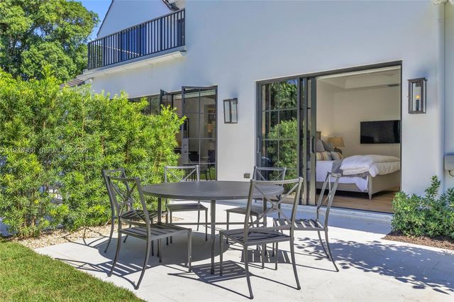 44 S Beach Rd, Hobe Sound, FL 33455