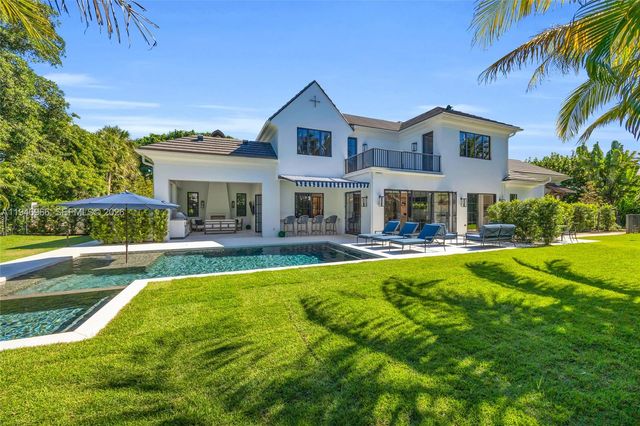 44 S Beach Rd, Hobe Sound, FL 33455