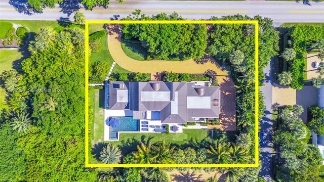 44 S Beach Rd, Hobe Sound, FL 33455