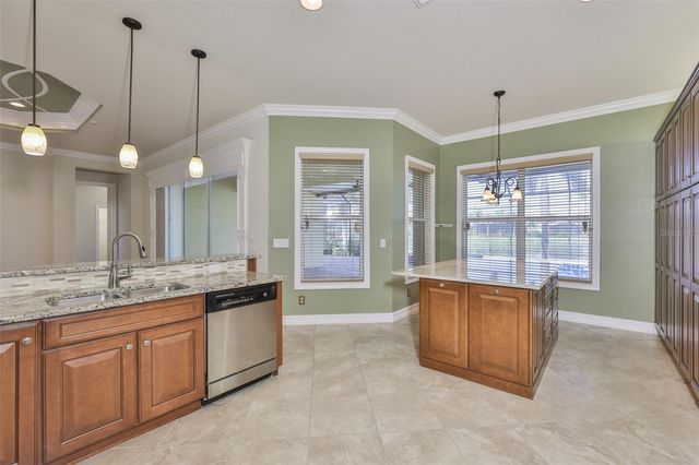 5073 STONE HARBOR CIR, Wimauma, FL 33598
