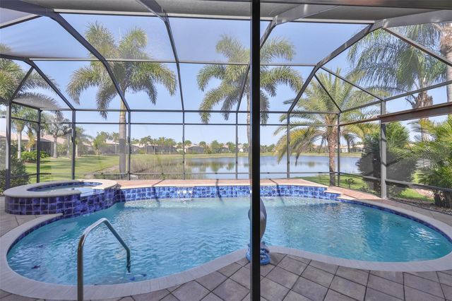 5073 STONE HARBOR CIR, Wimauma, FL 33598