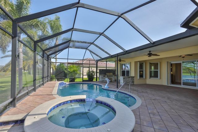 5073 STONE HARBOR CIR, Wimauma, FL 33598