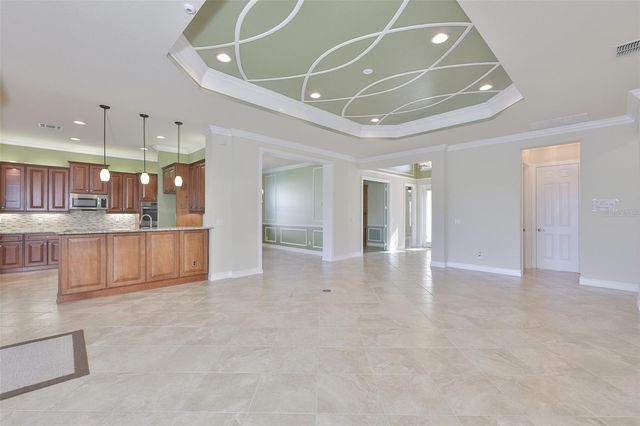 5073 STONE HARBOR CIR, Wimauma, FL 33598