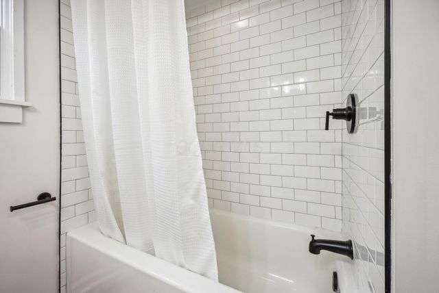 2888 Howey Road, Columbus, OH 43224