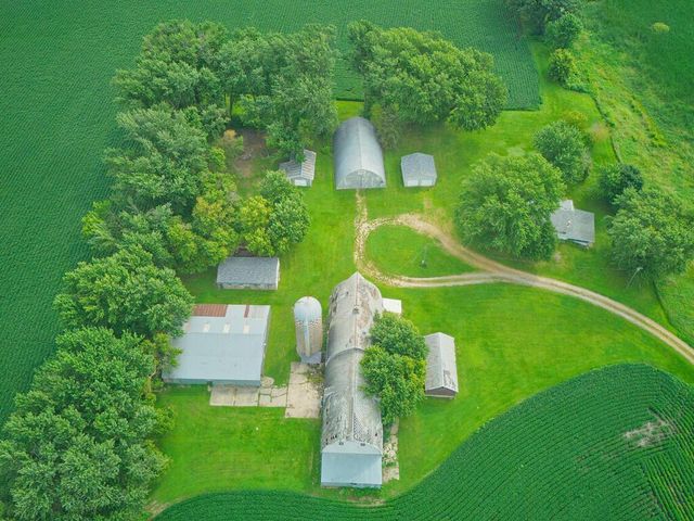 10864 117th Street SW, Winsted, MN 55395