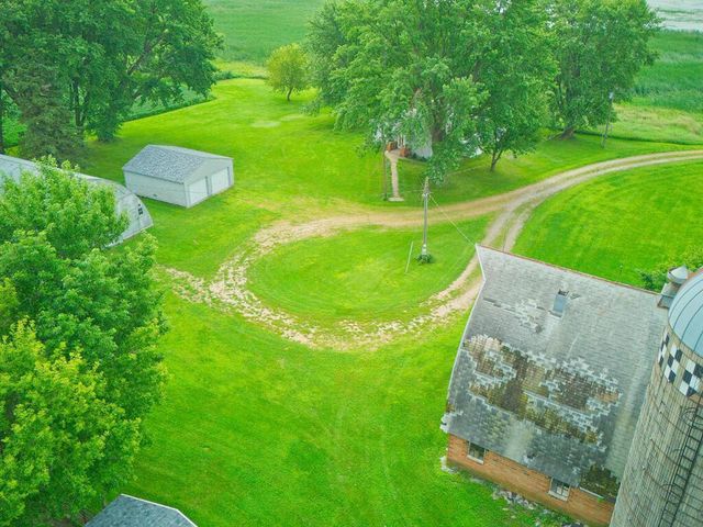 10864 117th Street SW, Winsted, MN 55395