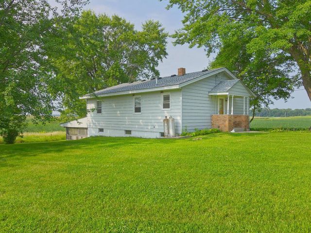 10864 117th Street SW, Winsted, MN 55395