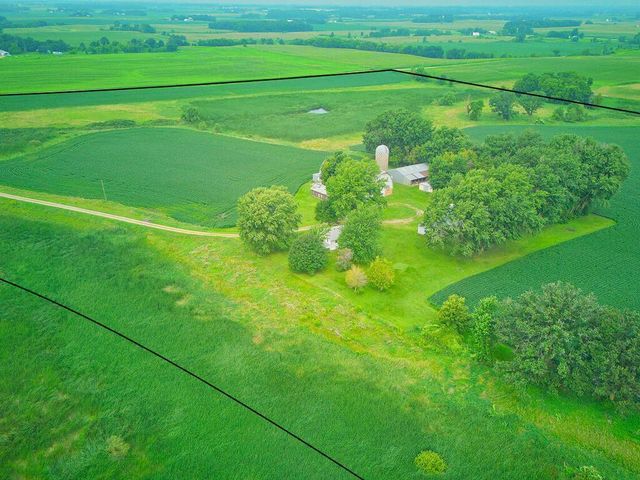 10864 117th Street SW, Winsted, MN 55395