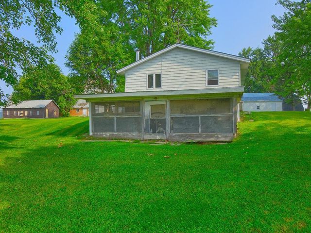 10864 117th Street SW, Winsted, MN 55395