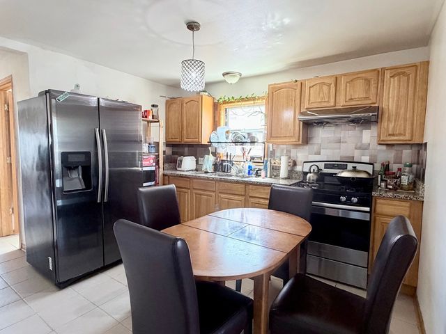 4024 S Artesian Avenue, Chicago, IL 60632