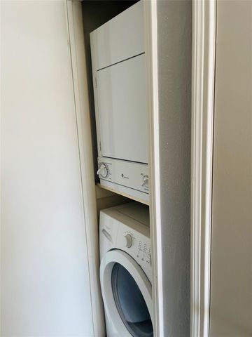 2750 Holly Hall Street 407, Houston, TX 77054