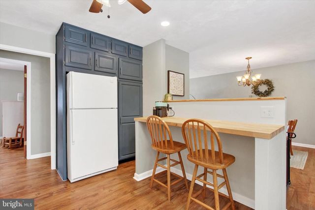 181 WOODCREST DR, Gettysburg, PA 17325