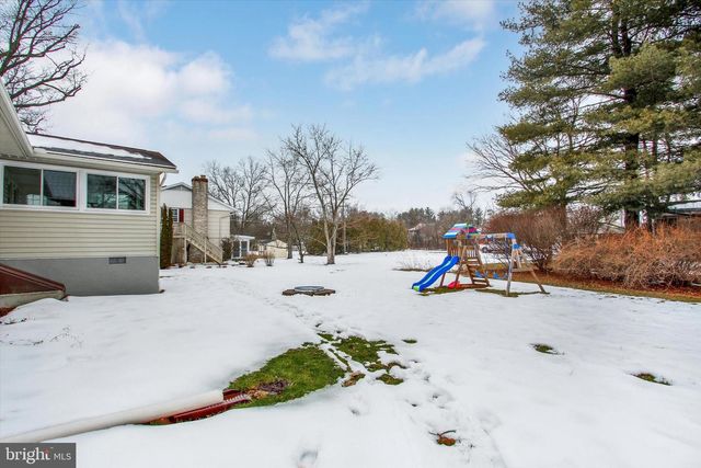 181 WOODCREST DR, Gettysburg, PA 17325