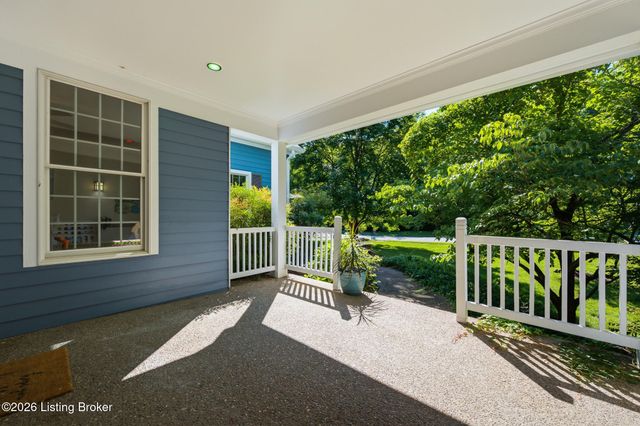 1502 Cowdrey Park Ln, Louisville, KY 40245