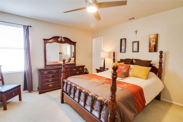 5005 Spyglass Hill Lane, Denton, TX 76208
