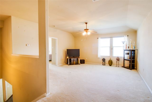 5005 Spyglass Hill Lane, Denton, TX 76208
