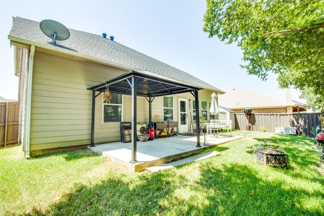 5005 Spyglass Hill Lane, Denton, TX 76208