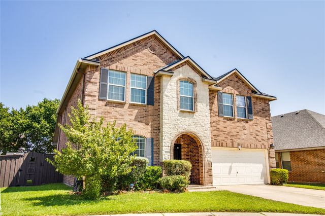 5005 Spyglass Hill Lane, Denton, TX 76208