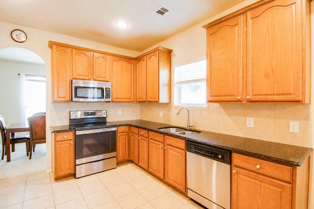 5005 Spyglass Hill Lane, Denton, TX 76208