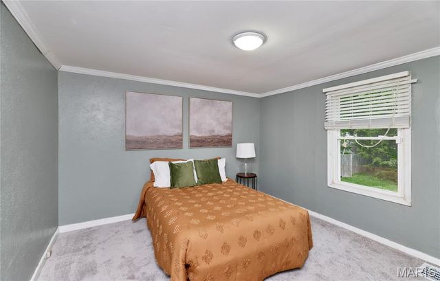 125 Lithia Avenue, Webster Groves, MO 63119