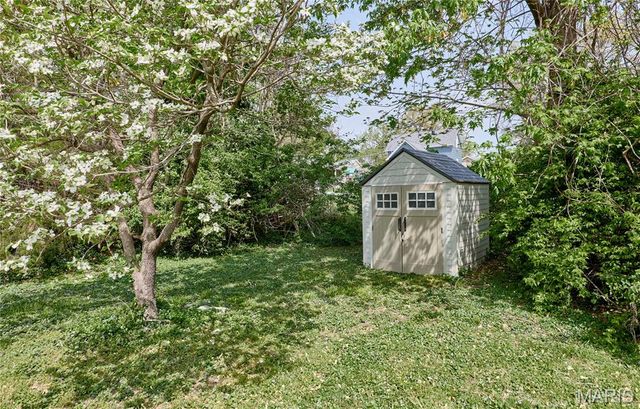 125 Lithia Avenue, Webster Groves, MO 63119